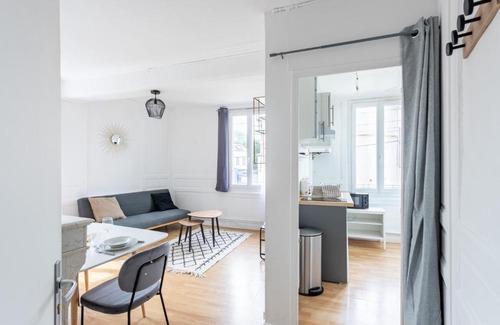 Darnetal Apartment | Pet-Friendly Waddington 101: Ideal for Families and Pets