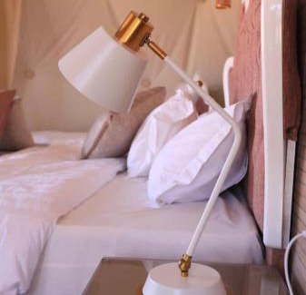 Wadi Rum Apartment | Pet-Friendly Rum Nira Camp: Guest Rated 10/10 with Breakfast