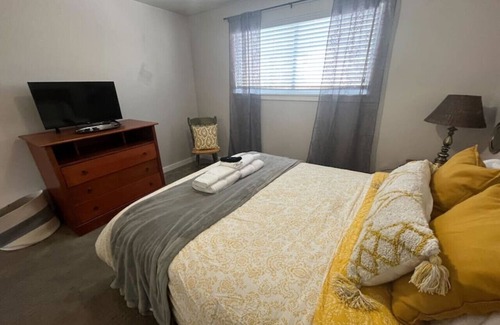 Salt Lake City House | Waffle Haus | 2 BDRM | Downtown SLC