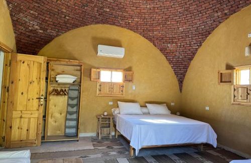 Siwa House | Discover WAFLA: Oceanfront Getaway with Pet-Friendly Amenities