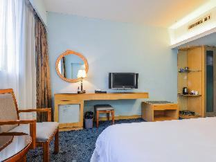 Yuexiu Hotel | Discover Wiffton Hotel: Near Xiaobei Metro with Free Shuttle