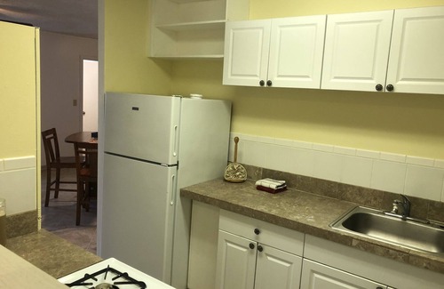 Waikiki Apartment | Discover Waikiki: Top-Rated 1 Bedroom Steps from Beach