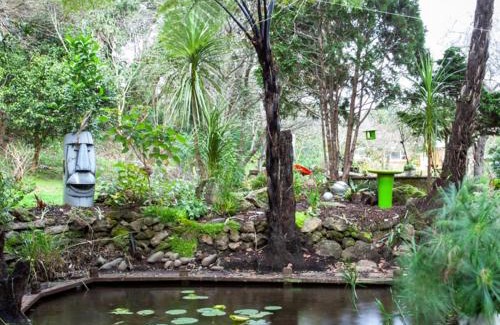 Whangarei Bed & Breakfast | Pet-Friendly Waimoana Garden Accommodation - 4 Star Stay