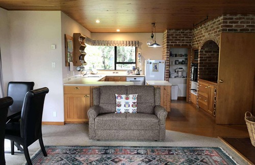 Wainui House | Wainui with Akaroa harbour views