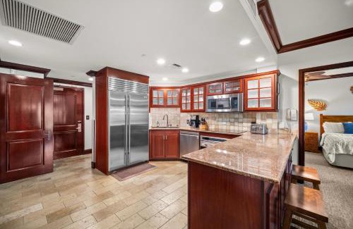 Wailua Apartment | Family-Friendly Waipouli Beach Resort with Gorgeous Garden Views