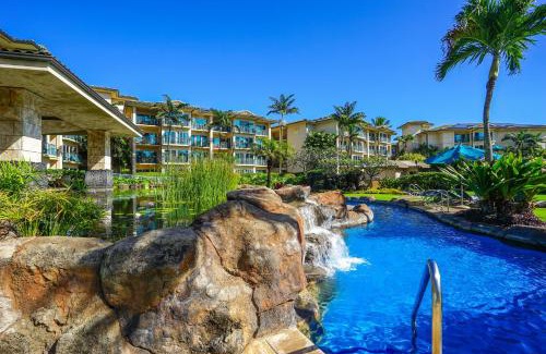 Wailua Apartment | Relaxing Waipouli Beach Resort H105 with Oceanfront Views