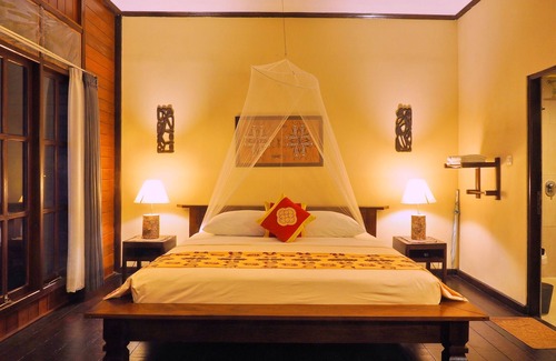 Waisai House | Discover Waiwo Dive Resort: Family-Friendly with Dining Options