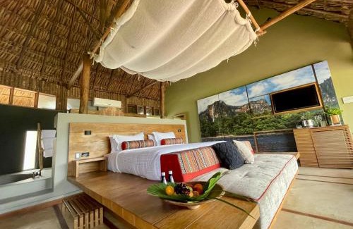 Santa Elena de Uairén Hotel | Waka Wená: Guest Rated 10/10 with Pool and Spa Amenities