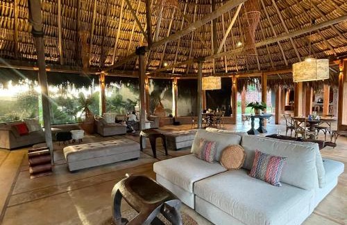 Santa Elena de Uairén Hotel | Waka Wená: Guest Rated 10/10 with Pool and Spa Amenities