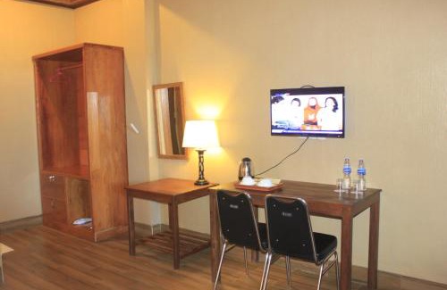 Wangi-Wangi Resort | Relax at Wakatobi Patuno Diving and Beach Resort