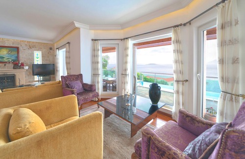 Kas Villa | Wake Up to Breathtaking Views at Villa Poseidon