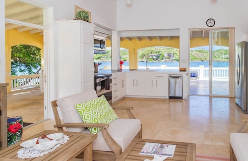 Mamora Bay Villa | Experience Paradise in an Oceanfront Villa for All