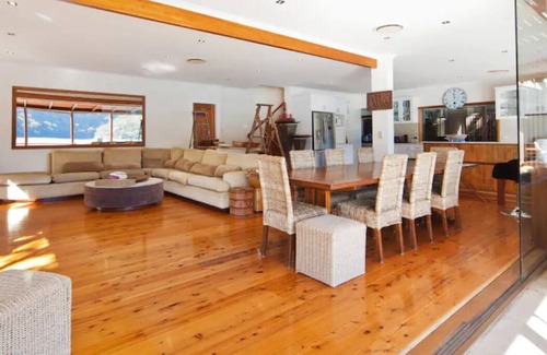 Cottage Point House | Experience Bliss at Our Riverside Retreat on the Hawkesbury