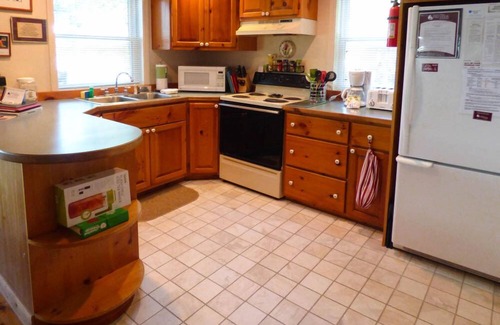 Town of Jerusalem House | Wakiva Esperanza: Beautiful Lakefront and Dog-friendly Home