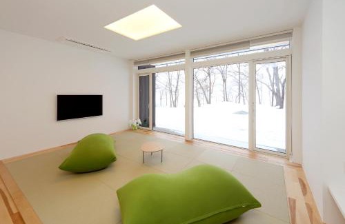 Kawayu Onsen House | Experience Wakkanupuri: Family-Friendly Retreat with Hot Tub