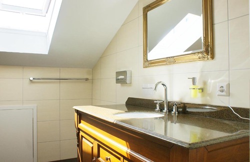 Baden-Baden Hotel | Waldcafé Hotel Restaurant: Top-Rated Retreat with Great Amenities