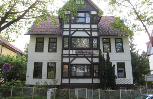 Bad Harzburg Apartment | WaldFried - zentral gelegen, Kamin, WLAN, TV