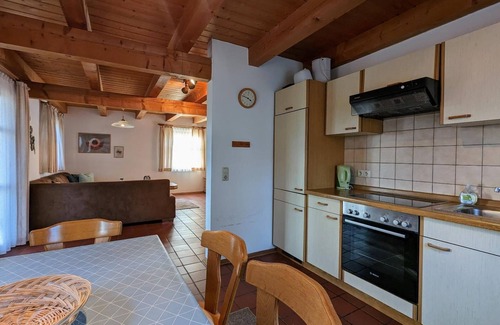 Kattersdorf Apartment | Waldhaus 46: Perfect Garden Retreat for Families & Pets