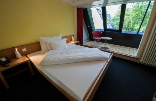 Gwatt Hotel | Unforgettable Stay at Waldhaus Hotel in Deltapark Vitalresort