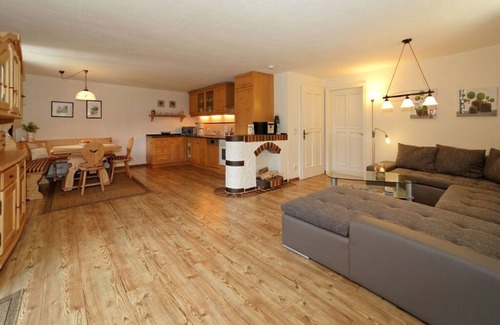 Drachselsried House | Pet-Friendly Waldhaus Sonnenberg Apartment with Great Amenities