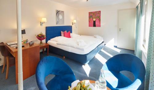 Holzhausen-Externsteine Hotel | Inviting Waldhotel Bärenstein: Relax by the Pool & Spa