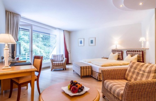 Sulzburg Hotel | Relax at Waldhotel Bad Sulzburg: Pool, Spa & 9/10 Rating