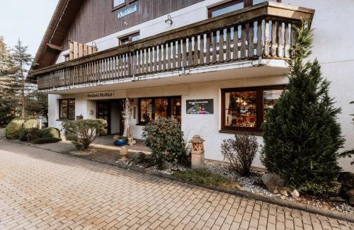 Rabenaußig Hotel | Discover Waldhotel Weitblick: Pet-Friendly Retreat Awaits