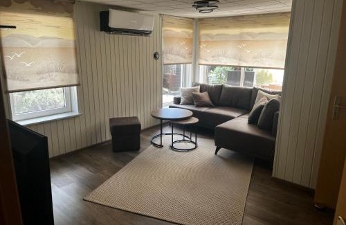 Schonebeck House | Waldidyll: Exceptional Oceanfront Retreat for Families & Pets
