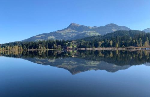 Kitzbuehel Apartment | Waldnest: Oceanfront Retreat with Exceptional 9.7 Rating