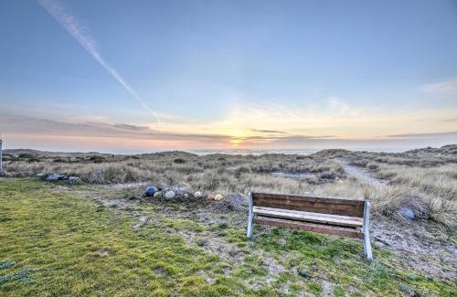 Waldport House | Idyllic Stay at Waldport Escape - Sanderling Sea Cottages