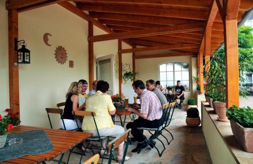 Klieken Hotel | Discover Waldschlößchen: Cozy Retreat with Hot Tub & Dining