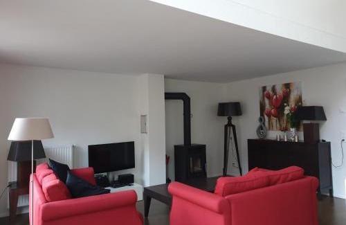 Unterterzen Apartment | Walensee Apartment 80: Oceanfront Oasis with Hot Tub