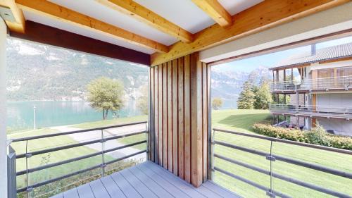 Unterterzen Apartment | Idyllic Walensee House & Apartments with Ocean Views