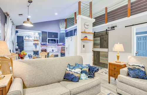 Waleska Apartment | Guest Rated 10/10: Waleska Loft with Deck & Grill