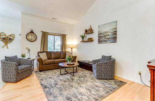 Coeur d'Alene Apartment | Trendy Coeur d'Alene Condo Steps from Downtown Excitement