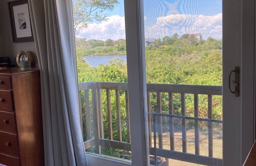 Block Island House | Explore Nature from a Family-Friendly Home Base
