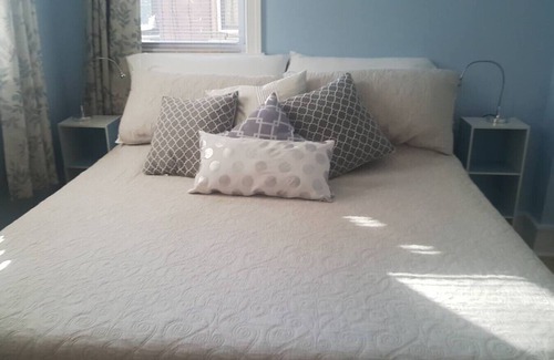 Adams Morgan Bed & Breakfast | Explore Adams Morgan: 10/10 Rated 1 BR with Breakfast