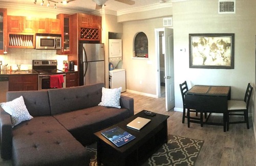 St. Petersburg House | Explore Downtown St Pete: Walk to Everything Nearby