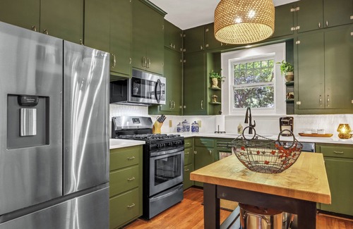 Boerne House | Steps to Historic Downtown Boerne with Family-Friendly Amenities