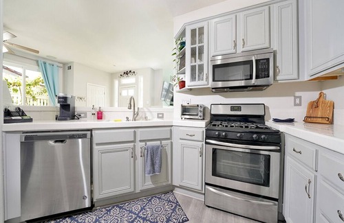 Rancho Santa Margarita House | Convenient Stay with BBQ, Kitchen & Top 10/10 Ratings