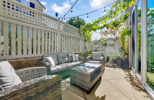 Rancho Santa Margarita House | Convenient Stay with BBQ, Kitchen & Top 10/10 Ratings