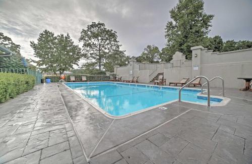 Branson Apartment | Pet-Friendly Condo in Branson Steps from The Strip