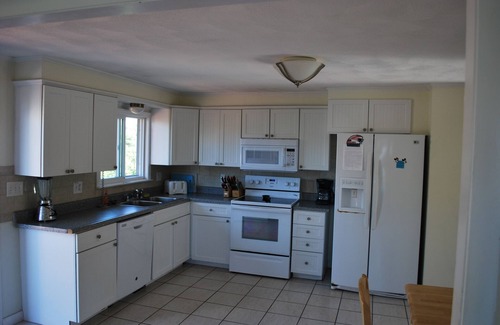 Eastward Look House | Beachside Retreat: 7 Beds, Pool & Oceanfront Bliss