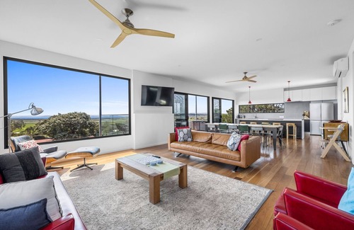 Venus Bay House | Pet-Friendly Getaway: Walk to Beach, Rated 9.6/10