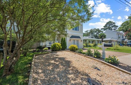 Northeast Virginia Beach House | Walk to Beach, Boardwalk/Resort and Entertainment