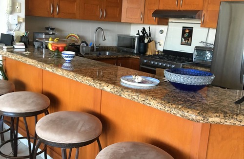 Romantic Zone Condo | Beachfront Condo in Romantic Zone with Pool & Hot Tub