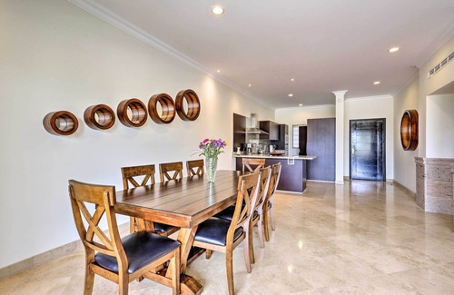 El Medano Ejidal Condo | Walk to Beach: Modern Cabo Condo w/Balcony!