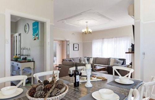 Dromana House | Pet-Friendly Retreat with Beach Access & Games Room Fun