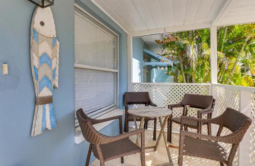 Indian Rocks Beach Apartment | Relaxing Indian Rocks Beach Duplex Steps From the Shore