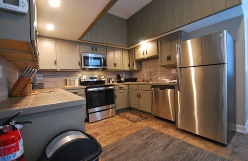 Covington House | Inviting Mainstrasse Village Home Steps from Downtown Cincinnati